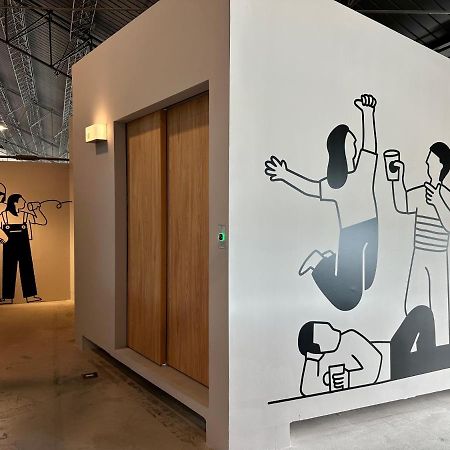 Kw2 Hostel Kaohsiung Zewnętrze zdjęcie