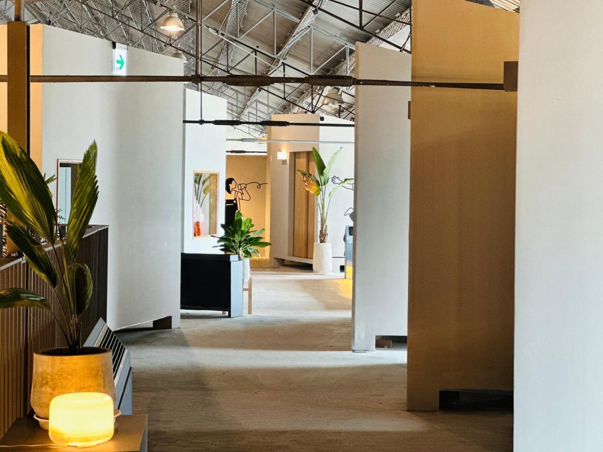 Kw2 Hostel Kaohsiung Zewnętrze zdjęcie